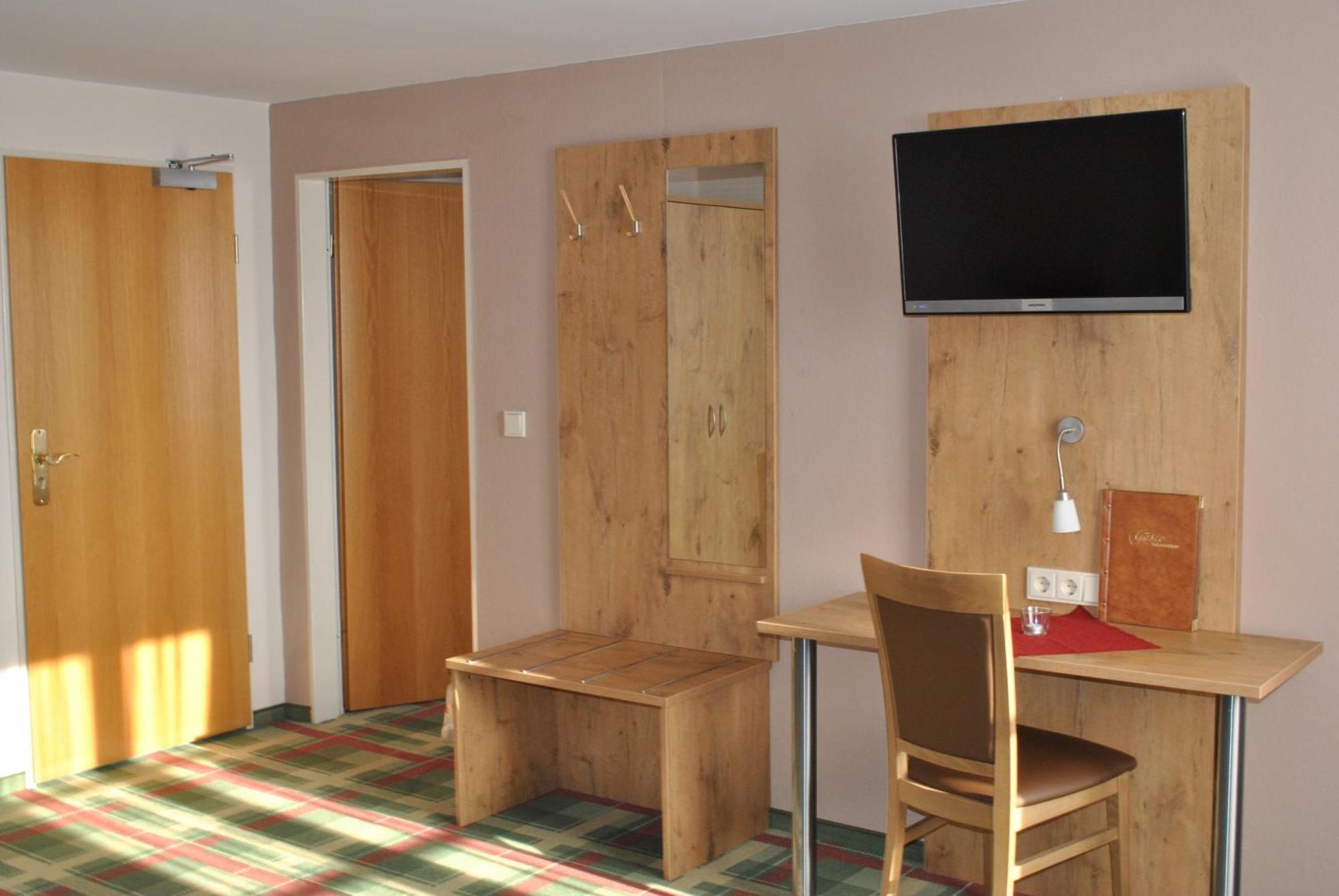 Gasthof Kampenwand Bernau Hotel แบร์เนา อัม คีมเซ ภายนอก รูปภาพ